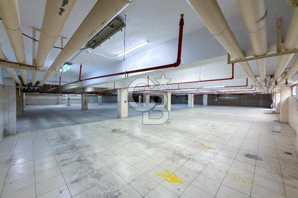 AVCILAR E-5 CADDE ÜZERİNDE KİRALIK 7.500m² FABRİKA/DEPO