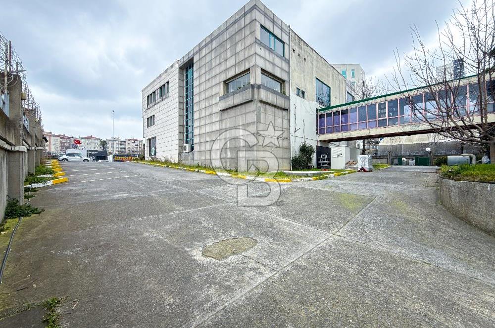 AVCILAR E-5 CADDE ÜZERİNDE KİRALIK 7.500m² FABRİKA/DEPO