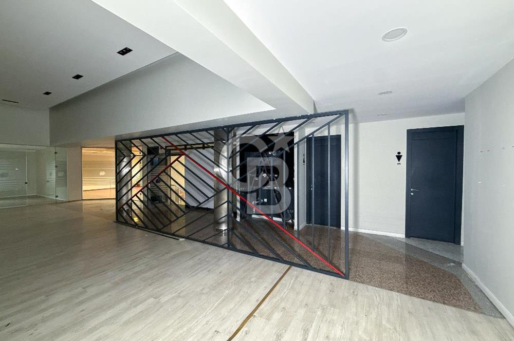 AVCILAR E-5 CEPHELİ 1.600 m² PRESTİJLİ KİRALIK DÜKKAN&MAĞAZA