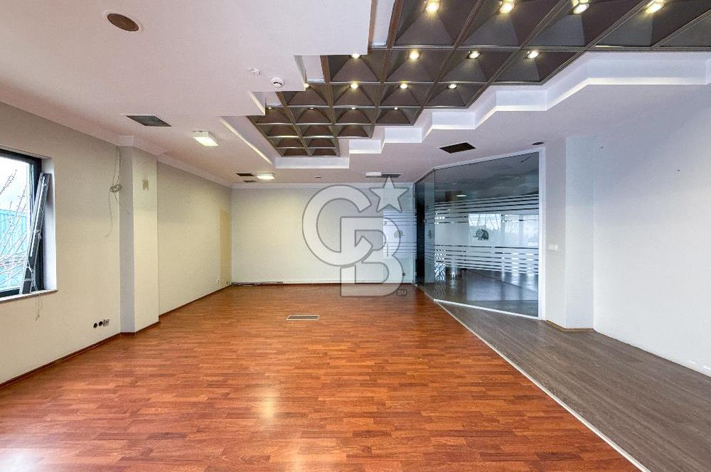 AVCILAR E-5 CEPHELİ 1.600 m² PRESTİJLİ KİRALIK DÜKKAN&MAĞAZA