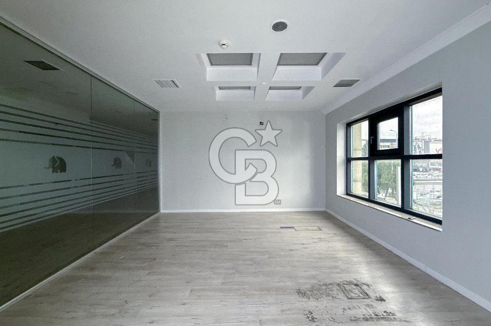 AVCILAR E-5 CEPHELİ 1.600 m² PRESTİJLİ KİRALIK DÜKKAN&MAĞAZA