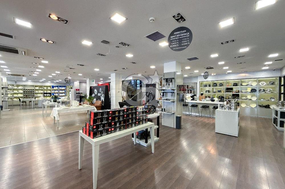 AVCILAR E-5 CEPHELİ 1.600 m² PRESTİJLİ KİRALIK DÜKKAN&MAĞAZA