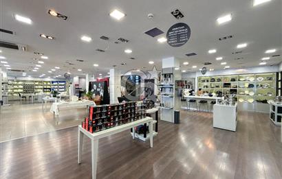 AVCILAR E-5 CEPHELİ 1.600 m² PRESTİJLİ KİRALIK DÜKKAN&MAĞAZA
