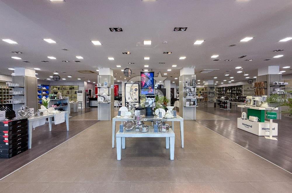 AVCILAR E-5 CEPHELİ 1.600 m² PRESTİJLİ KİRALIK DÜKKAN&MAĞAZA