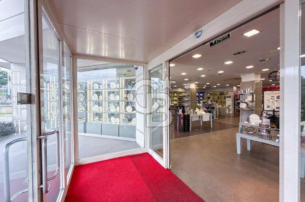 AVCILAR E-5 CEPHELİ 1.600 m² PRESTİJLİ KİRALIK DÜKKAN&MAĞAZA