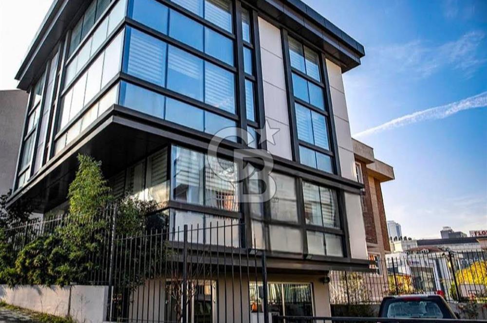 HASTANELER BÖLGESINDE TAM DONANIMLI PLAZA