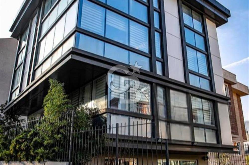 HASTANELER BÖLGESINDE TAM DONANIMLI PLAZA