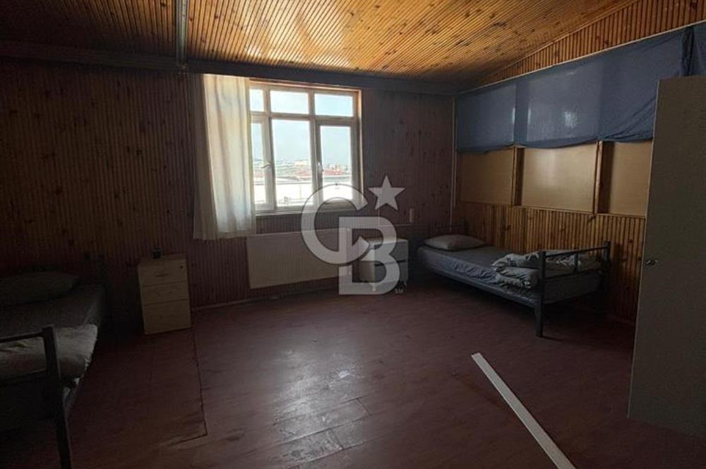 GEBZE KÖŞKLÜÇEŞ.MERKEZDE 7 KATLI KOMPLE BİNA KİRALIK-130 KİŞİLİK