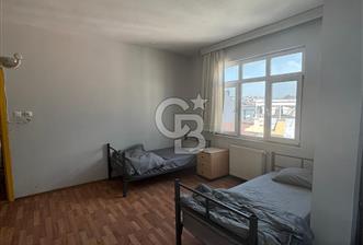 GEBZE KÖŞKLÜÇEŞ.MERKEZDE 7 KATLI KOMPLE BİNA KİRALIK-130 KİŞİLİK - 1 - 339705