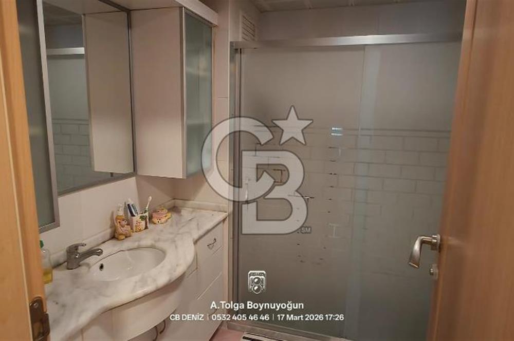 Yüksek Vadi Evleri'nde Körfez Manzaralı 4+1 Satılık Daire