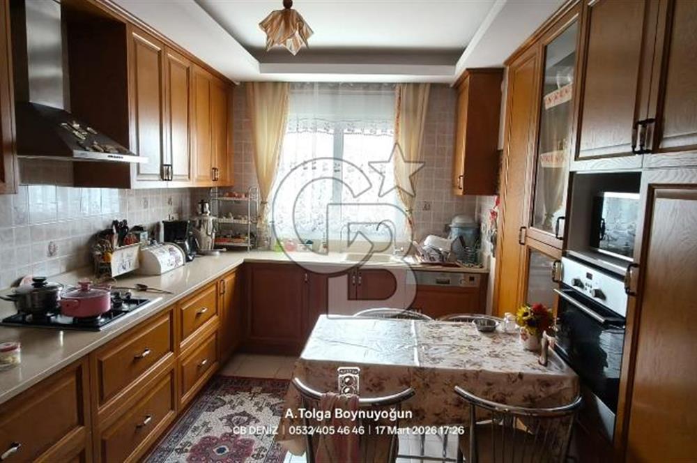 Yüksek Vadi Evleri'nde Körfez Manzaralı 4+1 Satılık Daire