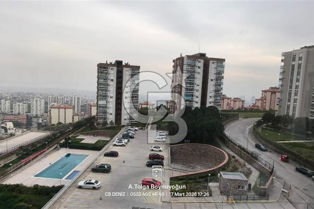 Yüksek Vadi Evleri'nde Körfez Manzaralı 4+1 Satılık Daire