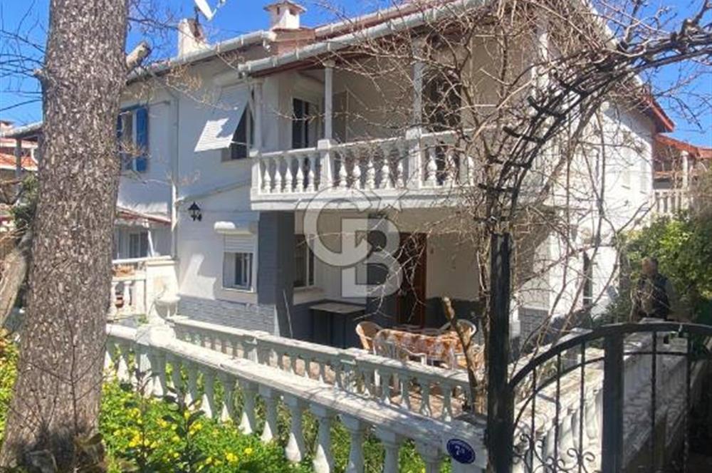Karaburun Kaynarpınar'da 3+1 Denize Yürüme Mesafesi'nde Villa