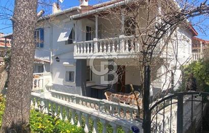 Karaburun Kaynarpınar'da 3+1 Denize Yürüme Mesafesi'nde Villa