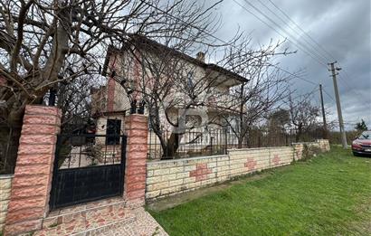 YALOVA TERMAL AKKÖY'DE SATILIK 3+1 MÜSTAKİL VİLLA BRÜT 250 M2