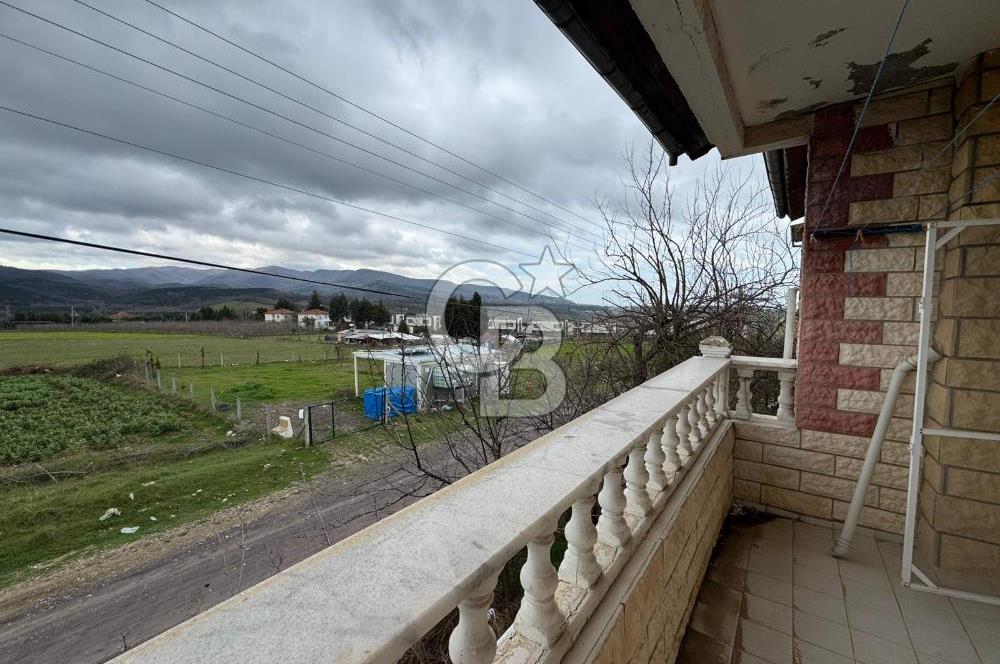 YALOVA TERMAL AKKÖY'DE SATILIK 3+1 MÜSTAKİL VİLLA BRÜT 250 M2