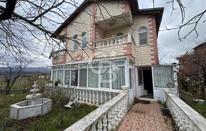 YALOVA TERMAL AKKÖY'DE SATILIK 3+1 MÜSTAKİL VİLLA BRÜT 250 M2