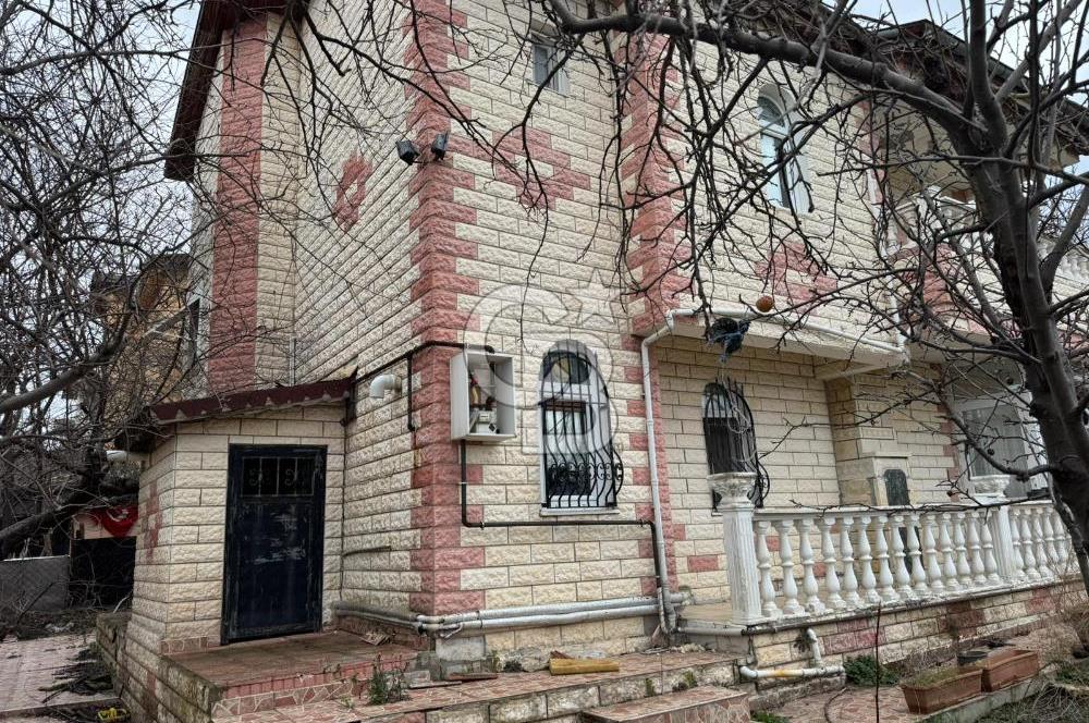 YALOVA TERMAL AKKÖY'DE SATILIK 3+1 MÜSTAKİL VİLLA BRÜT 250 M2