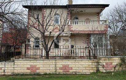 YALOVA TERMAL AKKÖY'DE SATILIK 3+1 MÜSTAKİL VİLLA BRÜT 250 M2