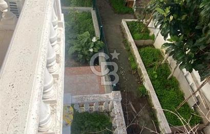 Karaburun Kaynarpınar'da 3+1 Denize Yürüme Mesafesi'nde Villa