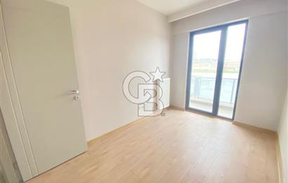 Yeni Bağlıca'da Giriş Kat 3+1 Satılık Site Dairesi