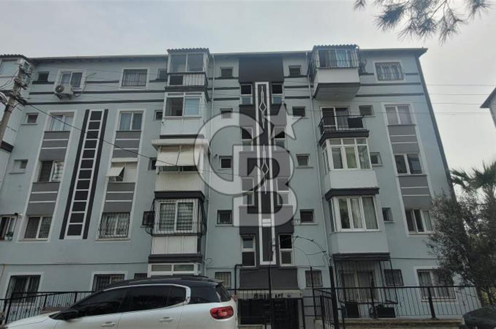 Çiğli Aydınlık Evlerde Merkezi Konumda Satılık 2+1 Daire.