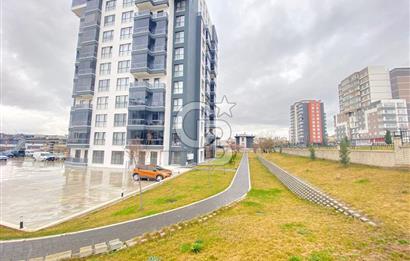 Yeni Bağlıca'da Giriş Kat 3+1 Satılık Site Dairesi