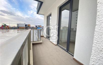 Yeni Bağlıca'da Giriş Kat 3+1 Satılık Site Dairesi