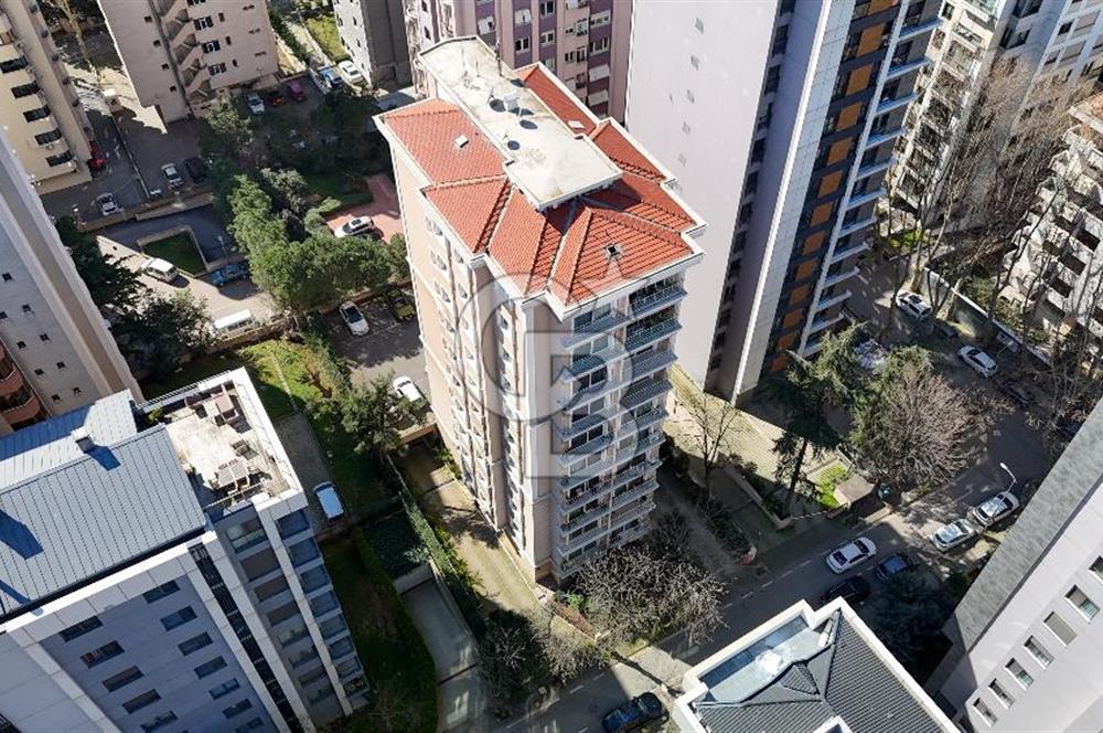 Bağdat Caddesi Sahil Tarafı Genç Binada Kiracısız 3+1 Daire