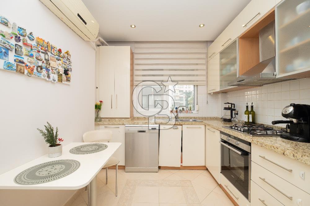 Bağdat Caddesi Sahil Tarafı Genç Binada Kiracısız 3+1 Daire