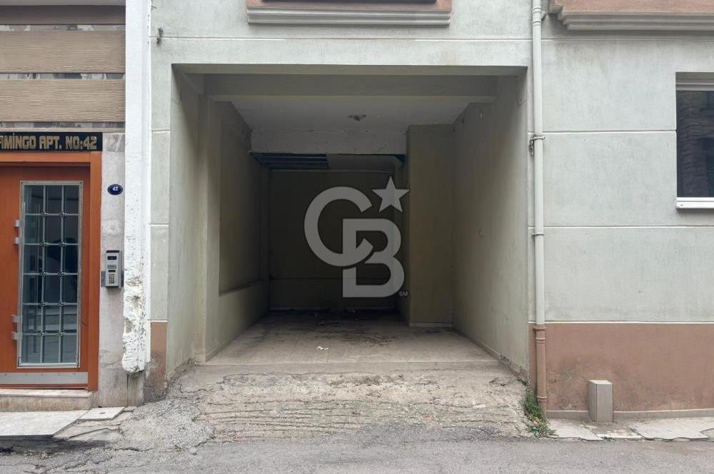 Çiğli Yeni Mahallede Merkezi Konumda Satılık 3+1