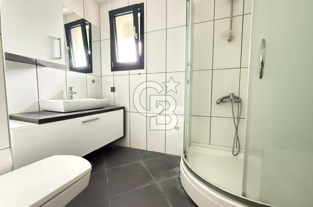 Urla Kuşçularda Kiralık 4+1 Villa