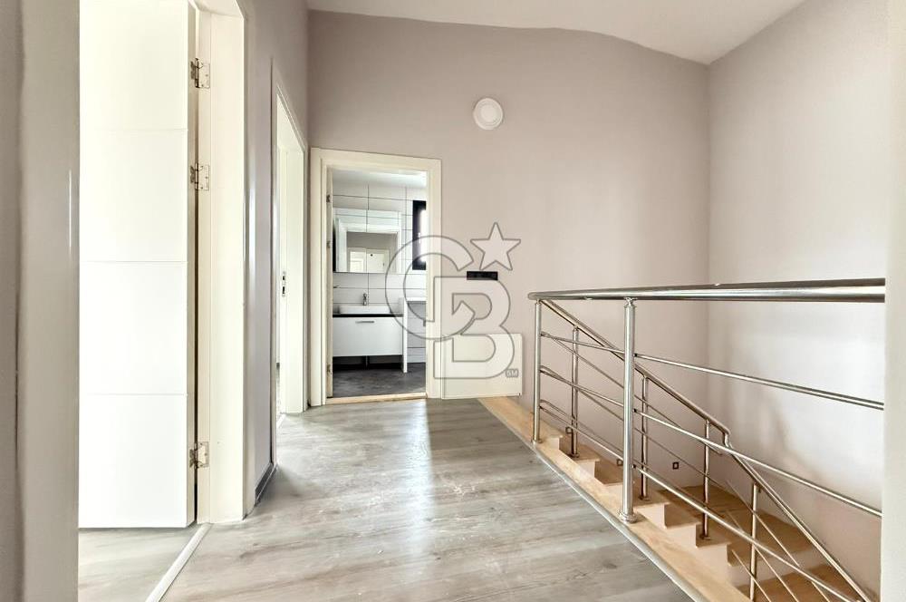 Urla Kuşçularda Kiralık 4+1 Villa