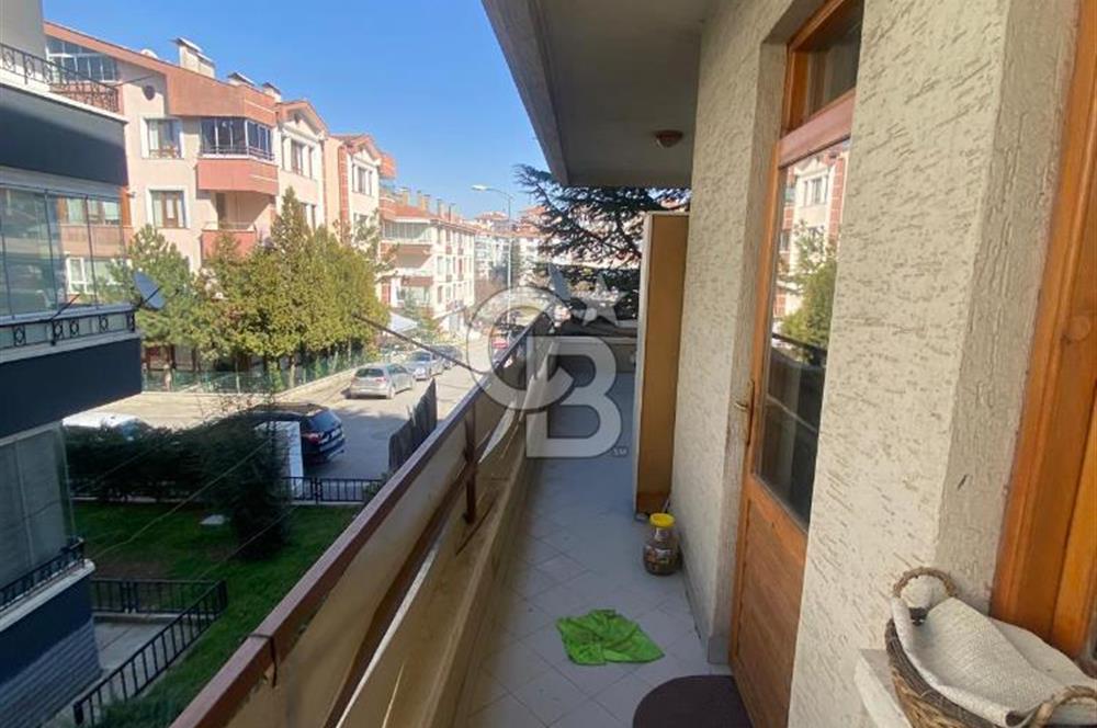 ÖVEÇLER HUZUR MAH ÖNÜ AÇIK FERAH SALI PAZARI CEPHE 4+1 DAİRE