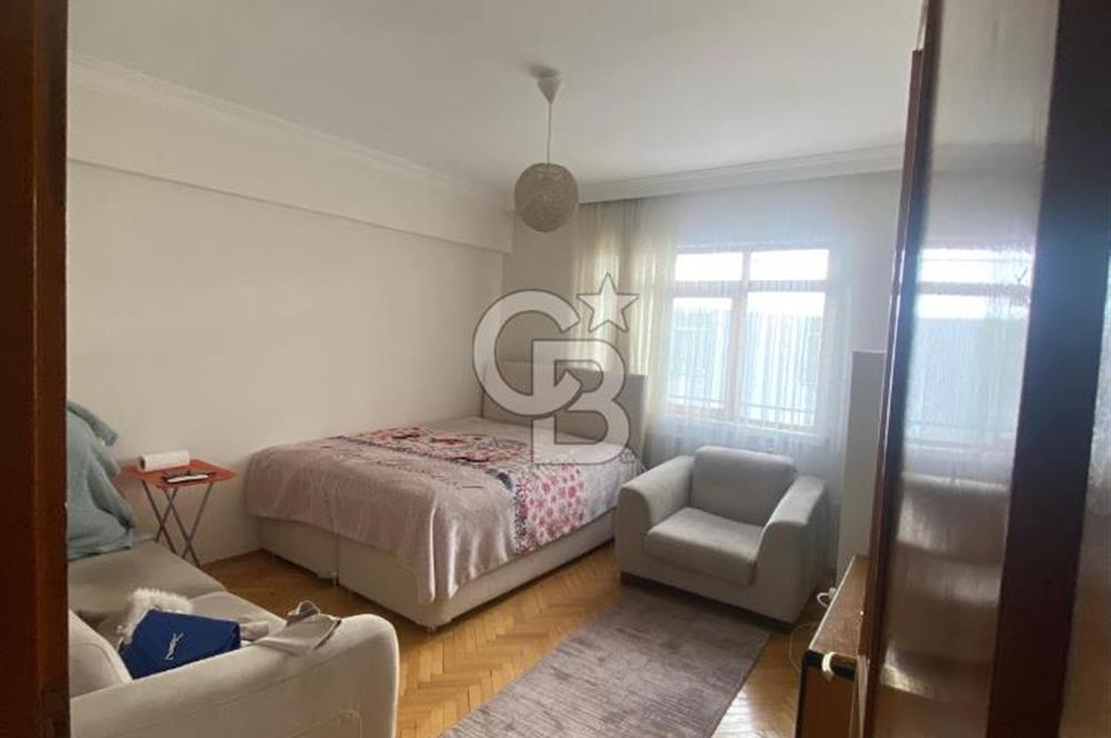 ÖVEÇLER HUZUR MAH ÖNÜ AÇIK FERAH SALI PAZARI CEPHE 4+1 DAİRE