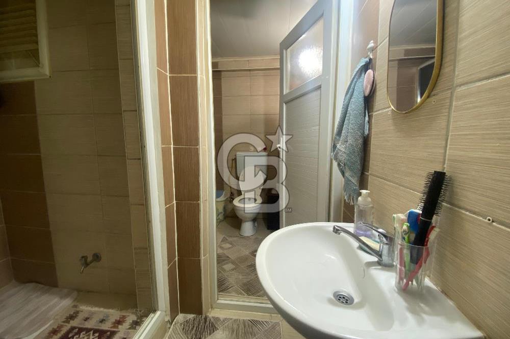 YENİ MAHALLE'DE SATILIK YATIRIMLIK 2+1 DAİRE