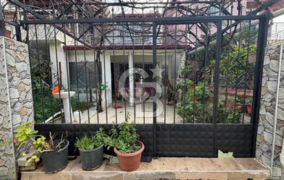 Seferihisar Ürkmez'de Deniz Tarafında 2+1 Eşyalı Kiralık Daire