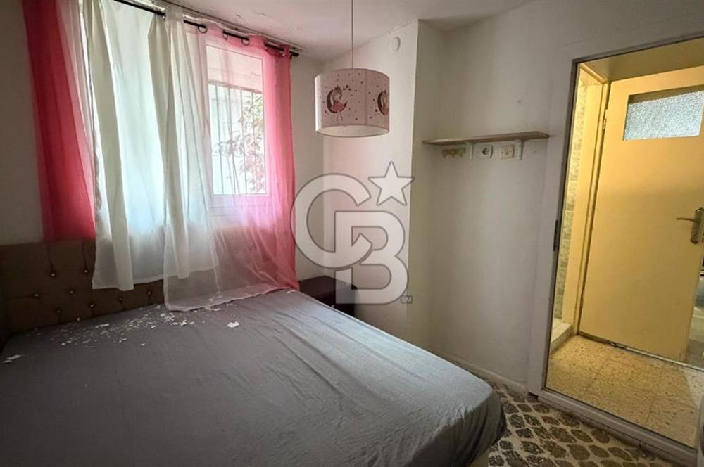 Seferihisar Ürkmez'de Deniz Tarafında 2+1 Eşyalı Kiralık Daire