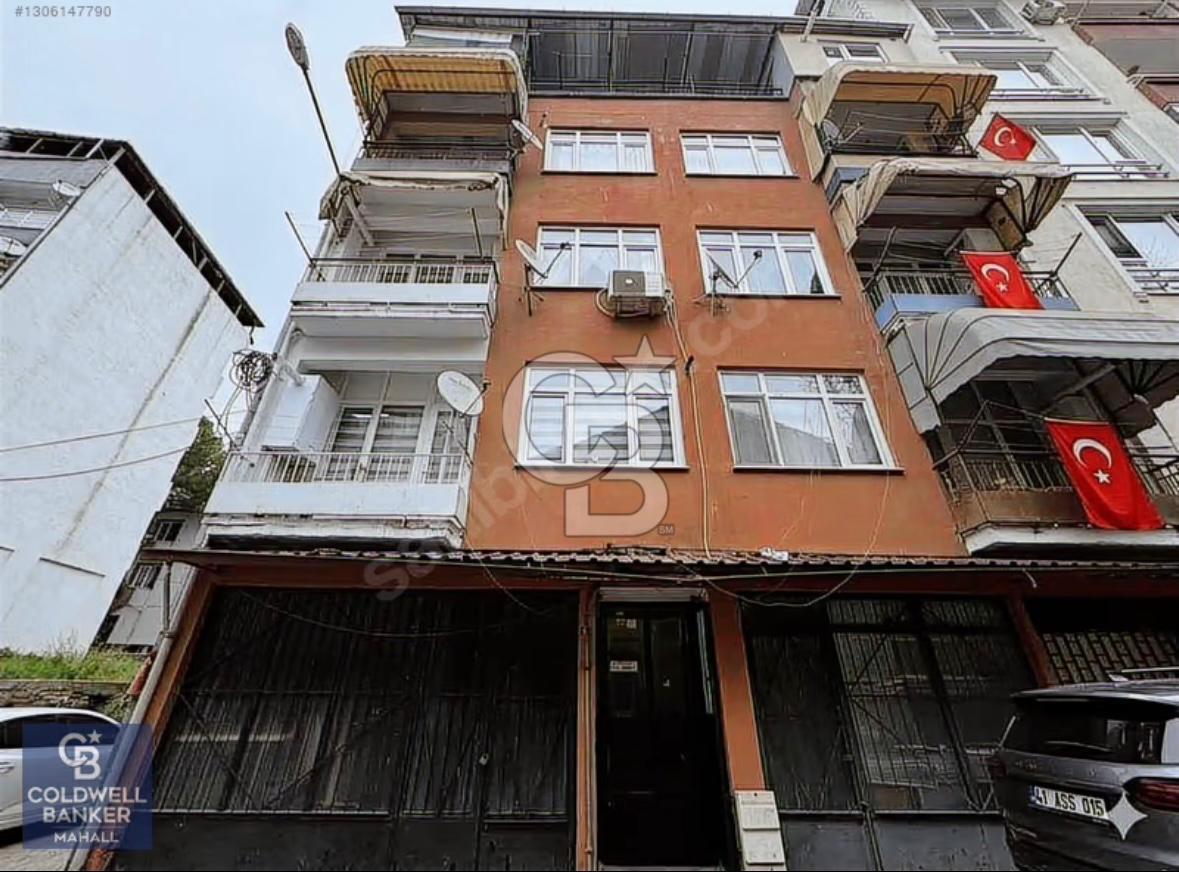 Orduevi E-5 Güzergahı'nda Satılık 3+1 155M² En Üst Kat Düz Daire