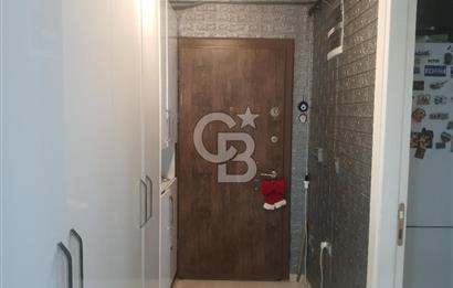 ÇİĞLİ ESENTEPE'DE KÖRFEZ MANZARALI İÇİ FULL TADİLATLI GENİŞ 2+1 DAİRE