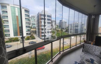 ÇİĞLİ ESENTEPE'DE KÖRFEZ MANZARALI İÇİ FULL TADİLATLI GENİŞ 2+1 DAİRE