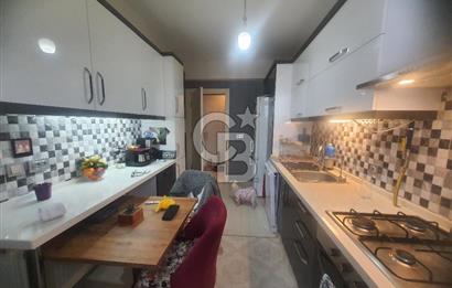 ÇİĞLİ ESENTEPE'DE KÖRFEZ MANZARALI İÇİ FULL TADİLATLI GENİŞ 2+1 DAİRE