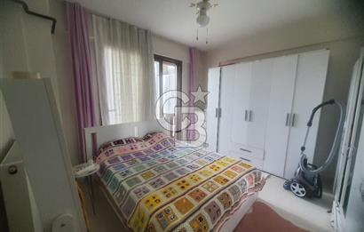 ÇİĞLİ ESENTEPE'DE KÖRFEZ MANZARALI İÇİ FULL TADİLATLI GENİŞ 2+1 DAİRE