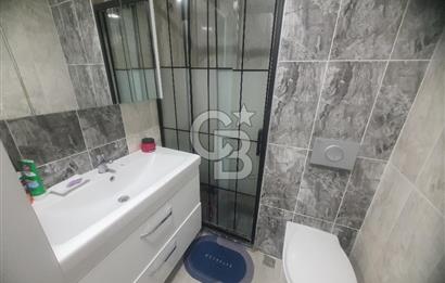 ÇİĞLİ ESENTEPE'DE KÖRFEZ MANZARALI İÇİ FULL TADİLATLI GENİŞ 2+1 DAİRE