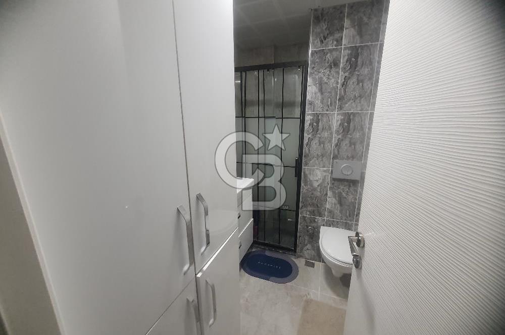 ÇİĞLİ ESENTEPE'DE KÖRFEZ MANZARALI İÇİ FULL TADİLATLI GENİŞ 2+1 DAİRE