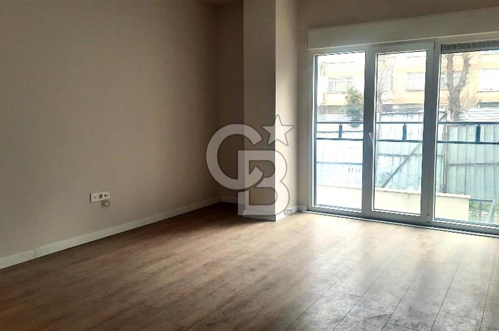 Kadıköy'de Merkezi Konumda, Yeni Binada Fırsat 1+1 Daire