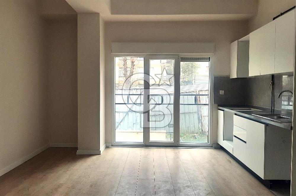 Kadıköy'de Merkezi Konumda, Yeni Binada Fırsat 1+1 Daire