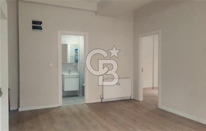 Kadıköy'de Merkezi Konumda, Yeni Binada Fırsat 1+1 Daire