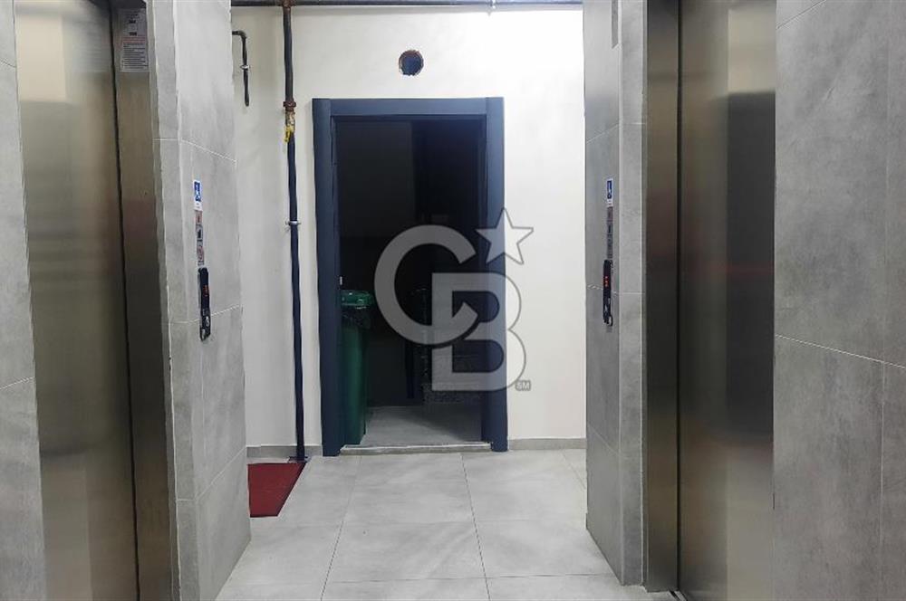 Kadıköy'de Merkezi Konumda, Yeni Binada Fırsat 1+1 Daire