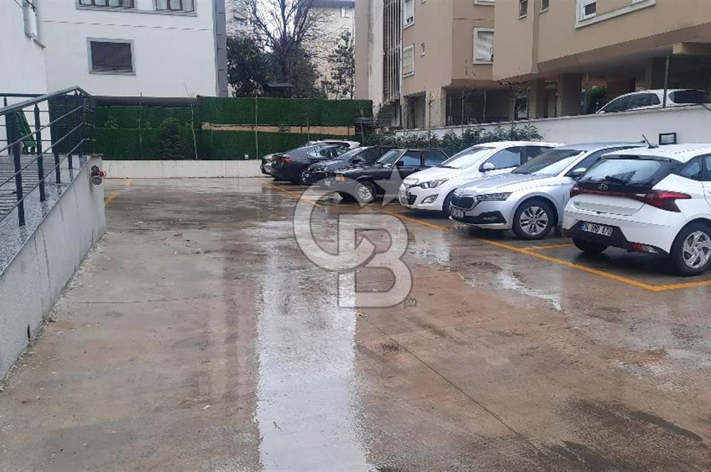 Kadıköy'de Merkezi Konumda, Yeni Binada Fırsat 1+1 Daire